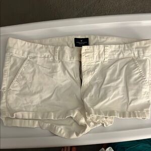 AE Shortie Stretch White Shorts